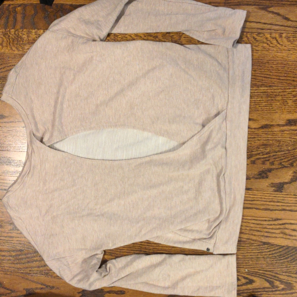 American Eagle Outfitters Athleticure open back crop top